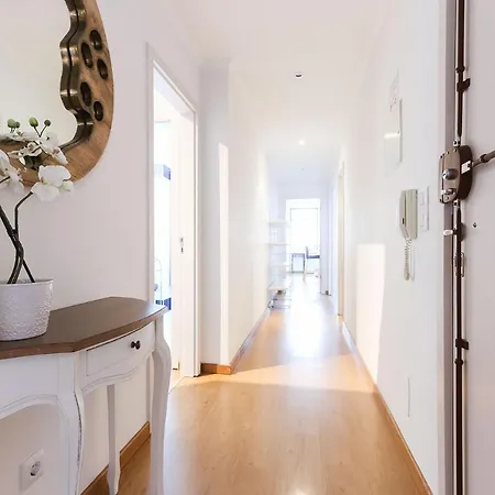 Rato Elegant By Homing Апартаменты