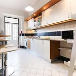 Daire Rato Elegant By Homing